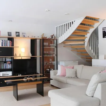 Ranta; Unelmiesi Lomakohde Upealla Paikalla 罗瓦涅米